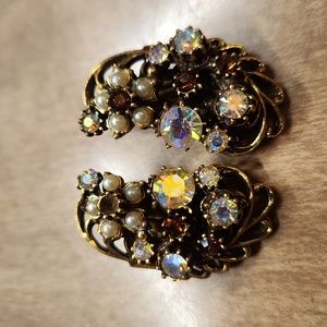 Vintage Florenza clip‎ earrings